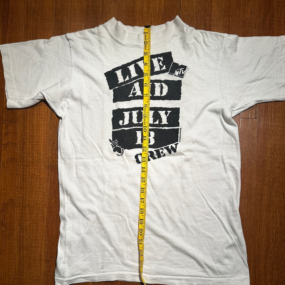 MTV White Short Sleeve Tee - Picture 4 of 4